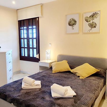 Cozy Apartment On The Beach Sitio de Calahonda エクステリア 写真