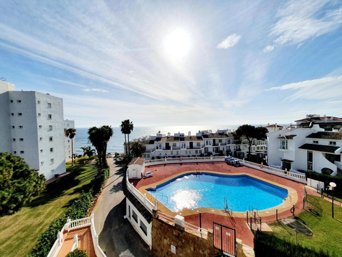 Cozy Apartment On The Beach Sitio de Calahonda エクステリア 写真
