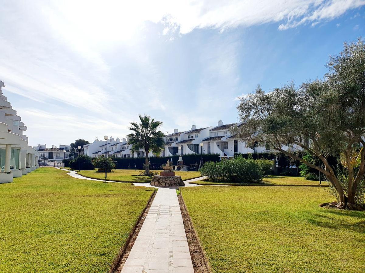 Cozy Apartment On The Beach Sitio de Calahonda エクステリア 写真