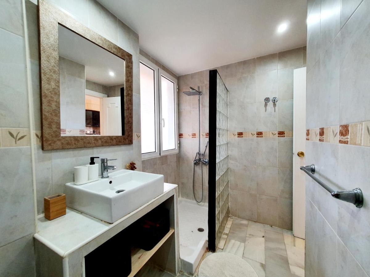 Cozy Apartment On The Beach Sitio de Calahonda エクステリア 写真