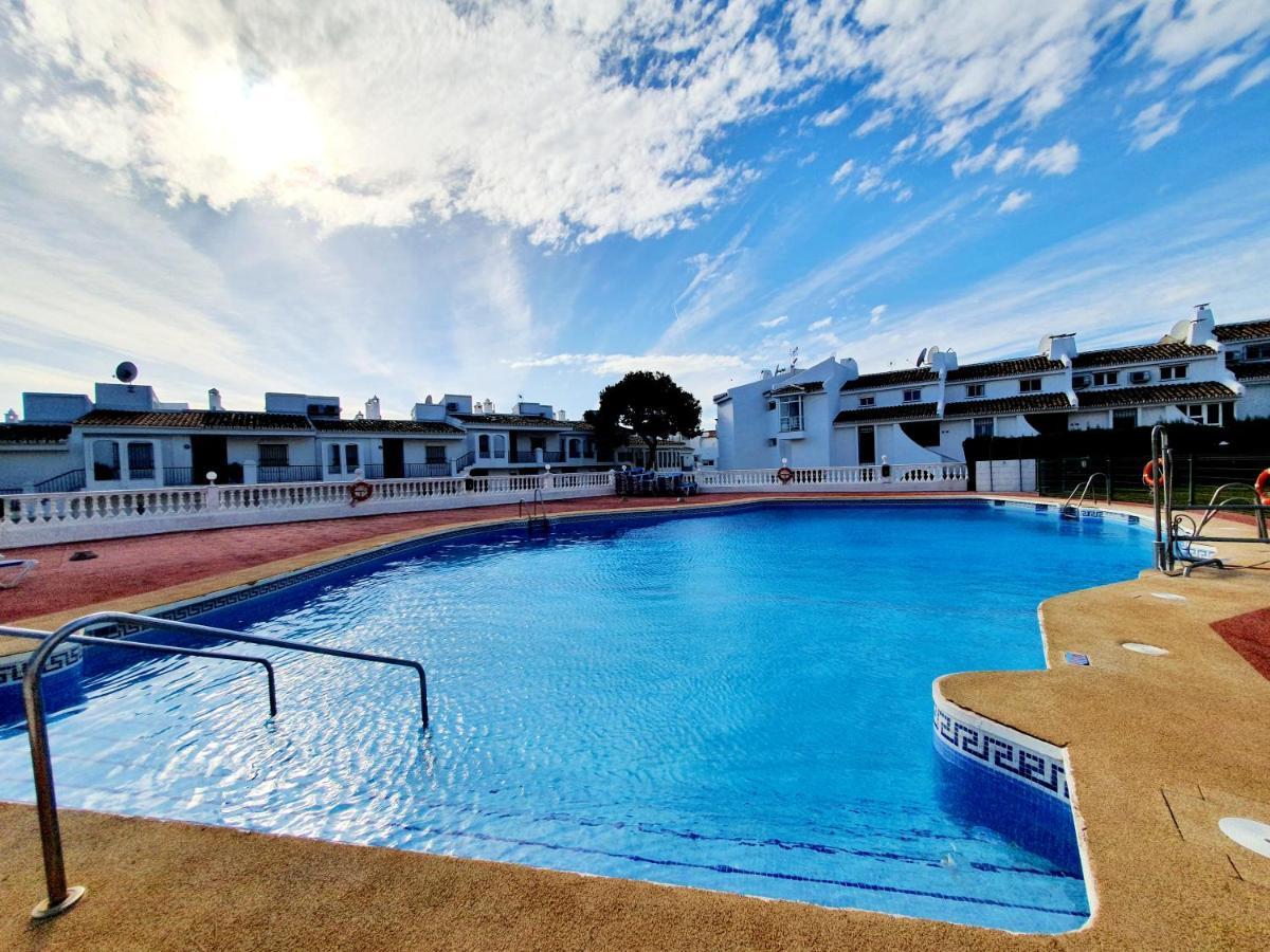 Cozy Apartment On The Beach Sitio de Calahonda エクステリア 写真