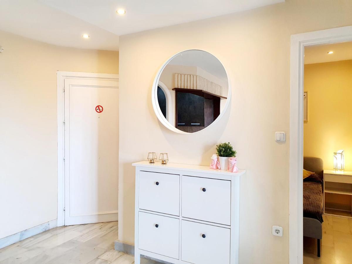 Cozy Apartment On The Beach Sitio de Calahonda エクステリア 写真