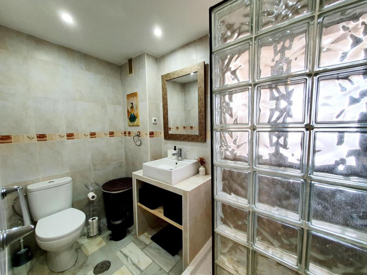 Cozy Apartment On The Beach Sitio de Calahonda エクステリア 写真