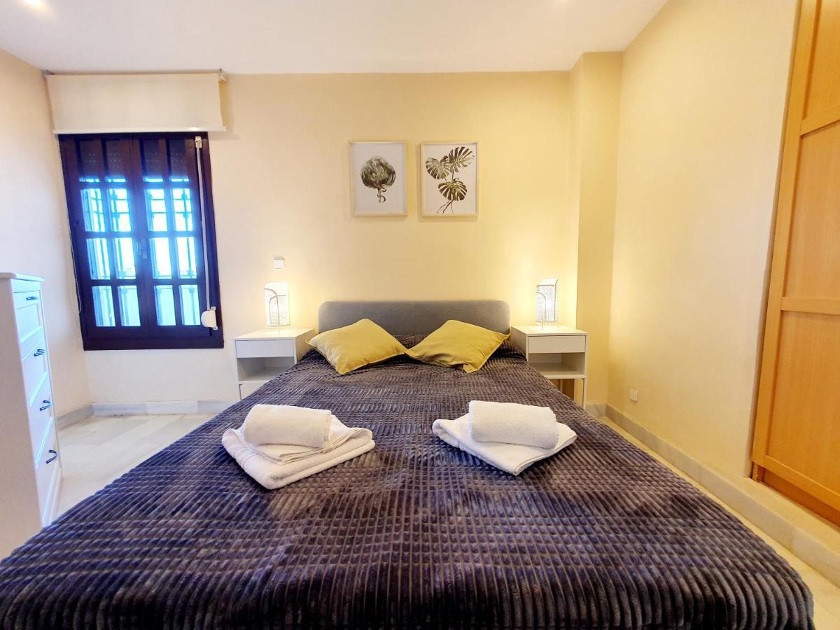 Cozy Apartment On The Beach Sitio de Calahonda エクステリア 写真