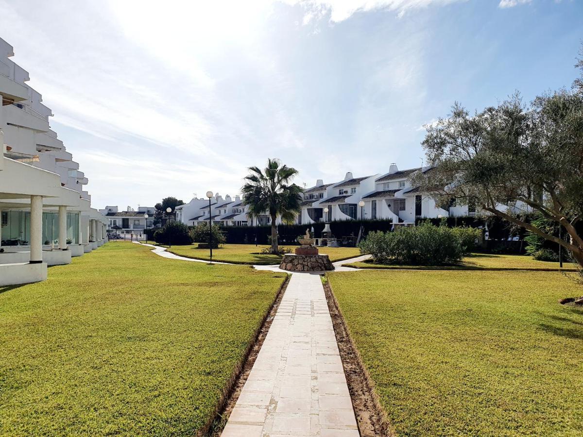 Cozy Apartment On The Beach Sitio de Calahonda エクステリア 写真
