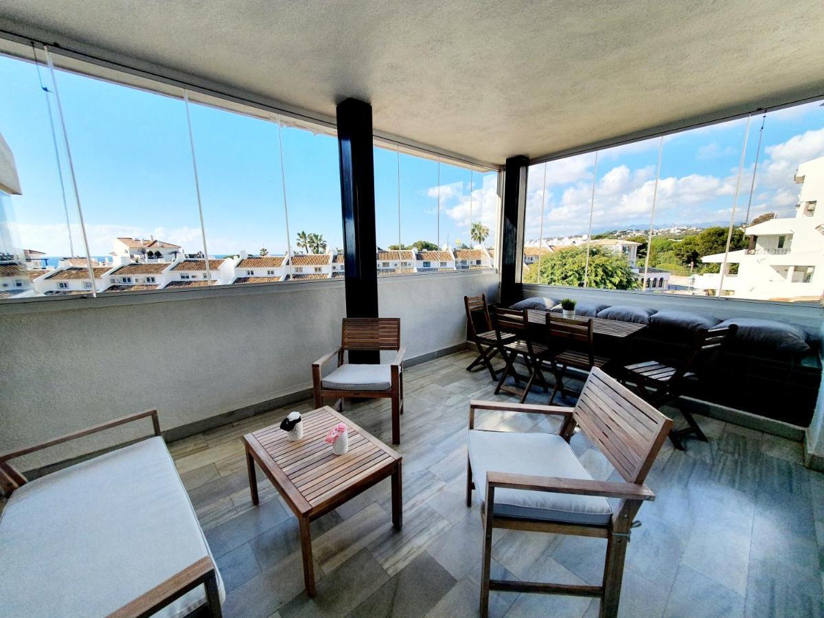 Cozy Apartment On The Beach Sitio de Calahonda エクステリア 写真